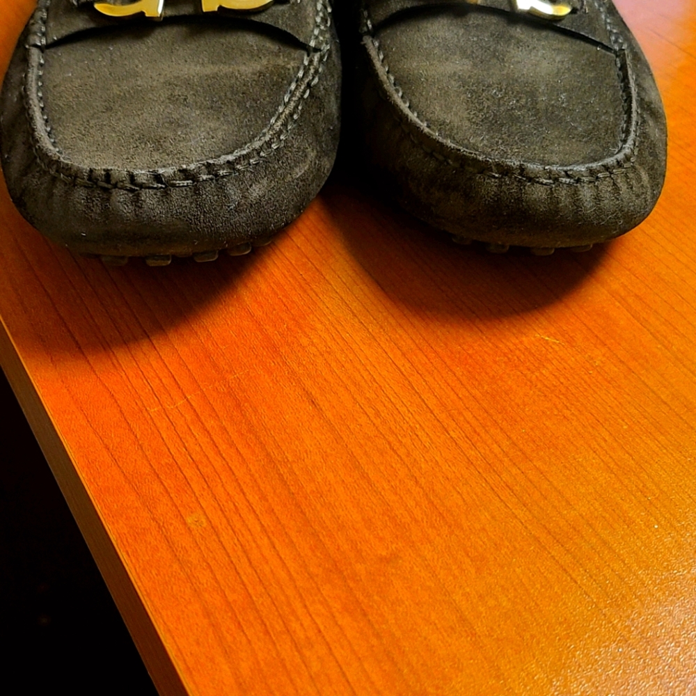 Brown suede Salvatore Ferragamo,  runs small